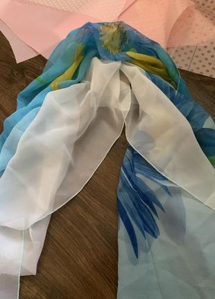 Летнее пляжное парео накидка шарф белая голубая синие и желтые цветы1 фото