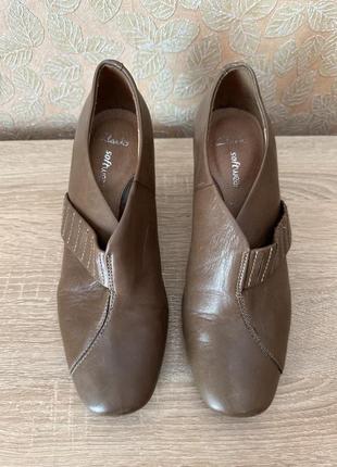 Clarks кожаные туфли 38 размер натуральная кожа ортопедическая стелька