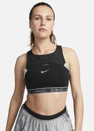 Женский спортивный топ лиф nike low swoosh on the run. новый, оригинал!
