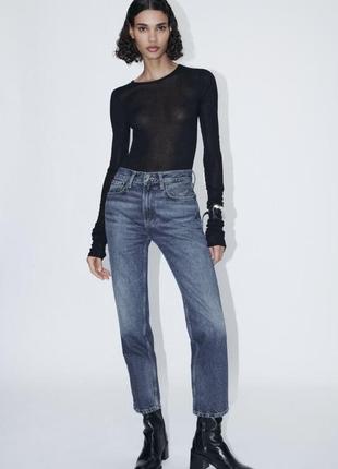 Джинси zara mom в наявності в розмірах 36 і 38