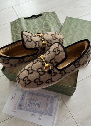 Мокасины в стиле gucci