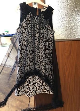 Нарядное платье