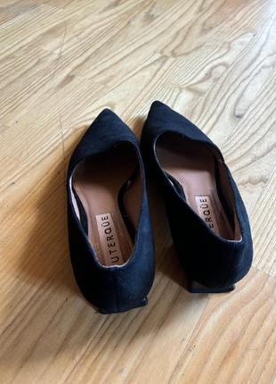 Жіночі туфлі оригінал uterque bailarina punta ante asimetria, чорні, 39 розмір