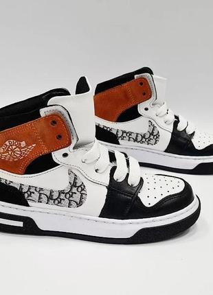 Кожаные кроссовки nike jordan
