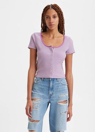 Женская футболка levi's на кнопках