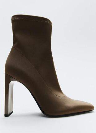 Текстильные ботинки на каблуке zara4 фото