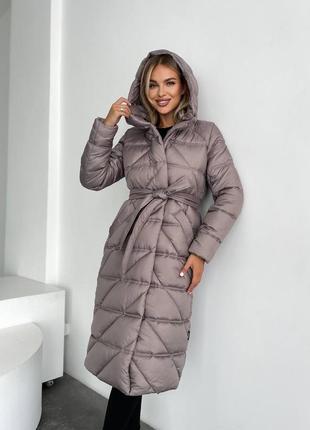 Стьобаний пуховик зима з капюшоном довгий колір кава2 фото