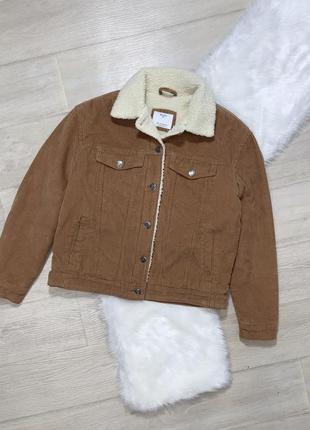 Жіноча ocіння курточка bershka (m)