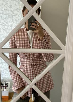 Приталенный пиджак zara