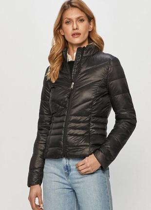 Черная осенняя куртка vero moda