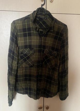 Рубашка зеленая хаки камуфляжная в клетку органическая вискоза zara s