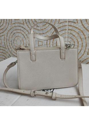 Мини сумка с эффектом змеи, бренд mng