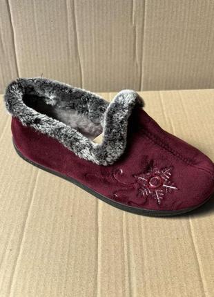 Тапочки жіночі теплі з закритим задніком, бордові,  38-42 розміри.