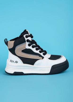 Ботинки для девочек2 фото