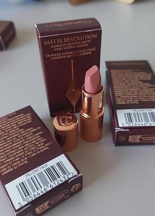 Матова помада charlotte tilbury pillow talk 1,1 г