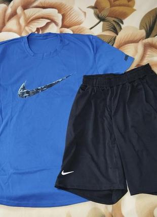 Мужские спортивные костюмы