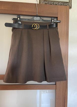 Тепла коротка щільна спідниця