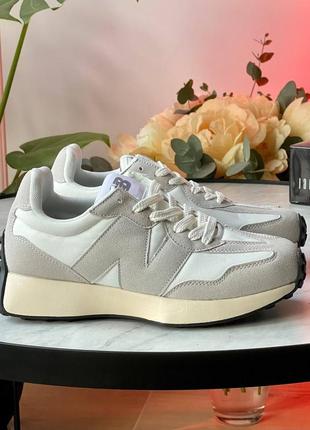 Жіночі кросівки new balance 327 light grey white
