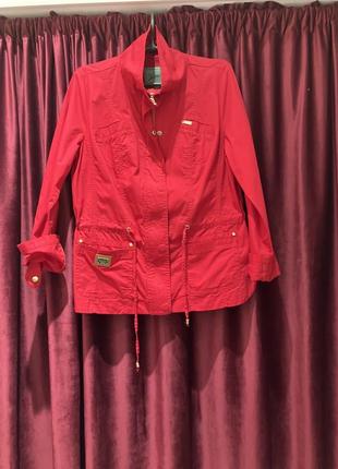 Куртка ветровка красного цвета повседневная ylanni