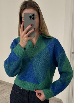 Джинсы и свитер Embellished