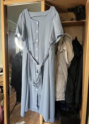 Нежное голубое платье