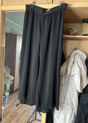 Черные брюки полупрозрачные