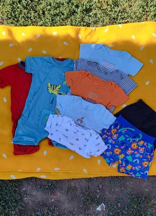 Набор боди,песочники и шорты