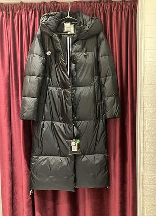 Пуховик черный стеганный меди лакшеры lora duvetti