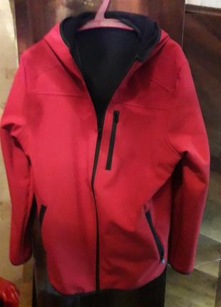 Софтшел курточка з капішоном