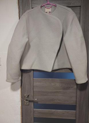 Моднячее полупальто,пиджак,жакет шерсть