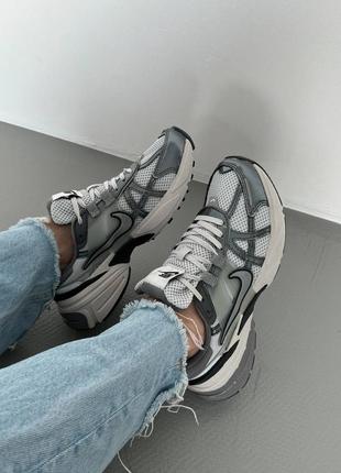 Кроссовки nike runtekk