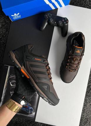 Шикарные стильные кроссовки adidas terrex leather
