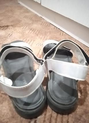 Босоножки для девочки 2