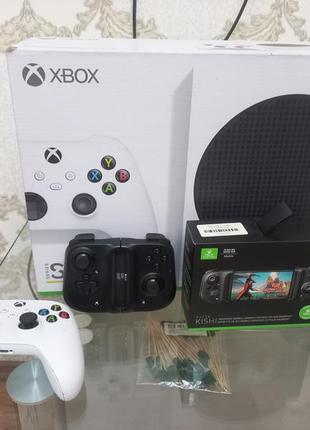 X box serias s 500gb з портативним геймпадом та акаунтом