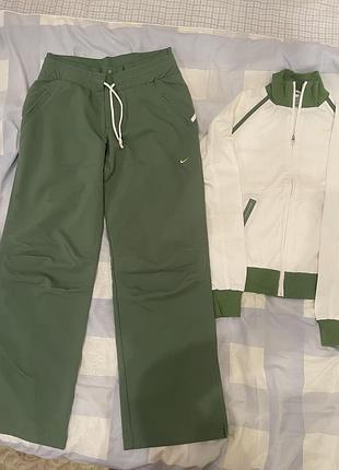 Спортивний костюм nike