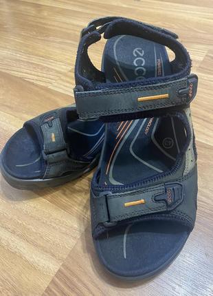 Сандалі чоловічі