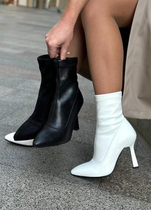 Чорні/білі осінні шкіряні/замш ботильйони ботильони козаки гострий носок на шпильці 36-40