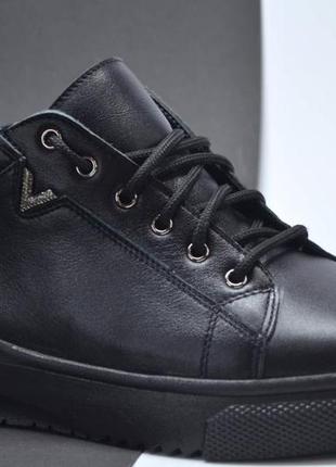 Женские модные кожаные ботинки зимние кеды черные l-style 6758
