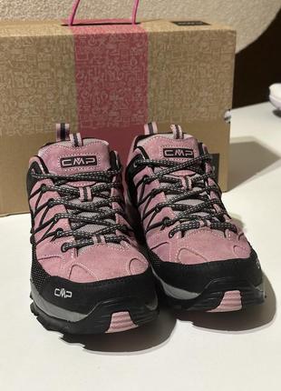 Трекінгові черевики жіночі 42 р