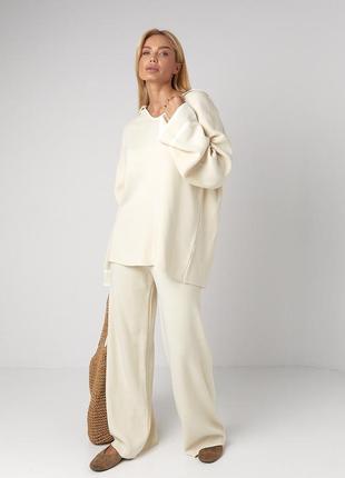 Женский костюм oversize со свободными штанами и кофтой-поло - бежевый цвет, l