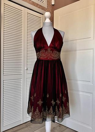 Платье вечернее