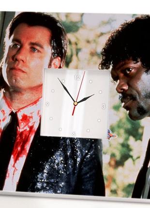 Часы "фильм криминальное чтиво. pulp fiction" для фаната кино, для спальни, бара, клуба, кафе, в офи