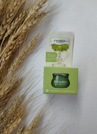 Уцінка! себорегулювальний крем для обличчя frudia pore control green grape cream 10г