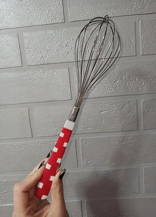 Классный металлический кухонный венчик