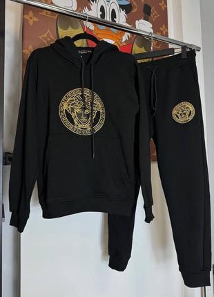 Брендовый костюм