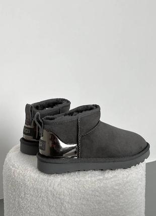 Уггі Самая лучшая зимняя обувь трендовые ugg mini bailey button grey