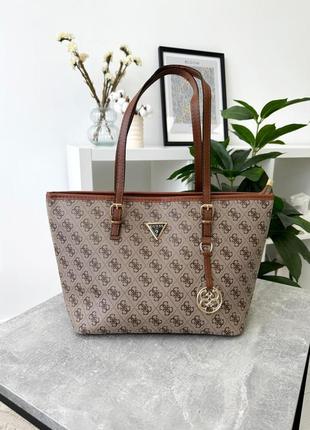 Жіноча сумка guess сумка шоппер у бежевому кольорі гес з двома ручками містка