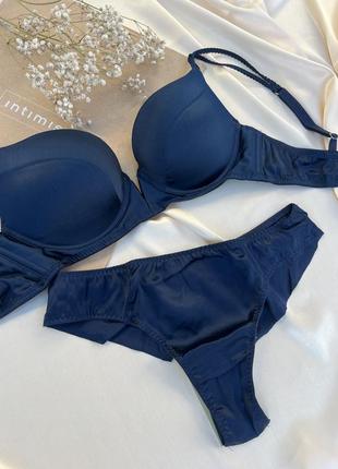 Синий шелковый комплект от intimissimi