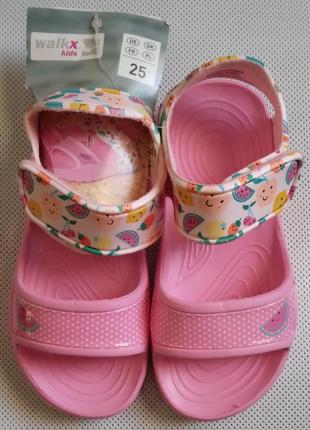 Босоножки, аквашузы