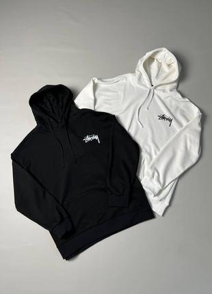 Найпопулярніше худі 
від stussy 6